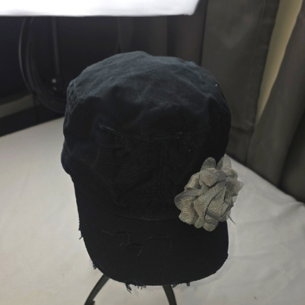 KB ETHOS Women's Black Cap with Gray‎ Floral Detail Distressed Adjustable EUC